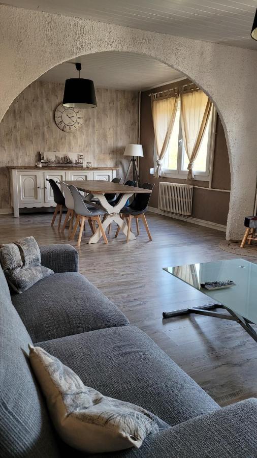 Maison familiale à Haybes Extérieur photo