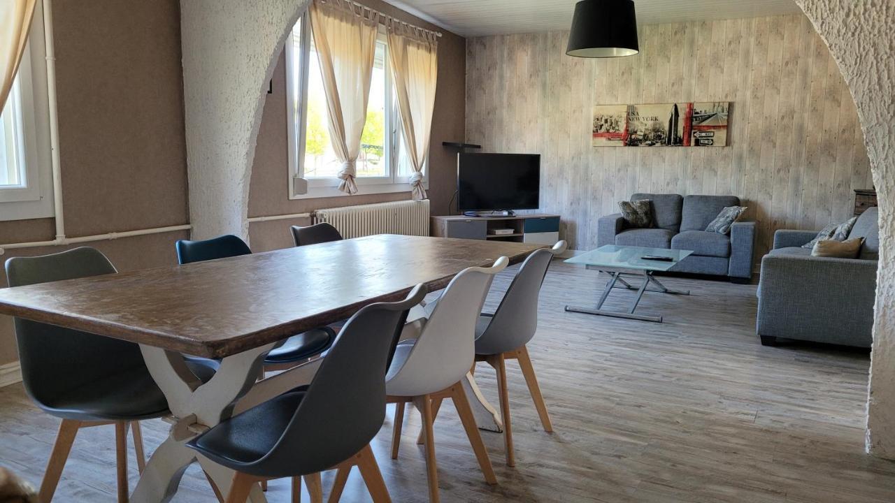 Maison familiale à Haybes Extérieur photo